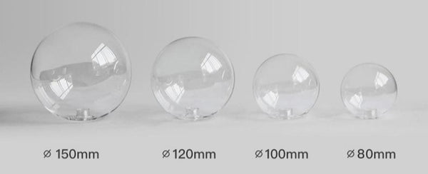 Luci della Scandinavia - Macrocosmo - Moderna illuminazione a LED a forma di sfera di vetro sospesa. Lampadario in stile nordico per sale da pranzo, bar, ristoranti o, perché no, anche per la caffetteria? 2 misure: larghezza 90 o 120 cm. 7 teste - Larghezza 90 cm, Altezza 30 cm, 7x5W + 17W 10 teste - Larghezza 100 cm, Altezza 30 cm, 10x5W + 17W